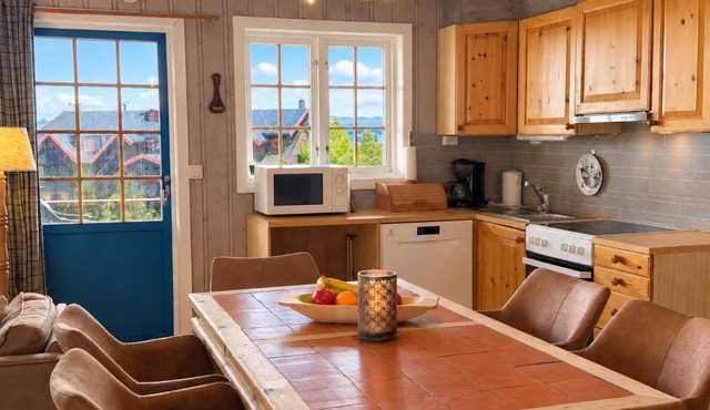 Your Perfect Base In Beitostølen - Sleeps 8! in Oystre Slidre