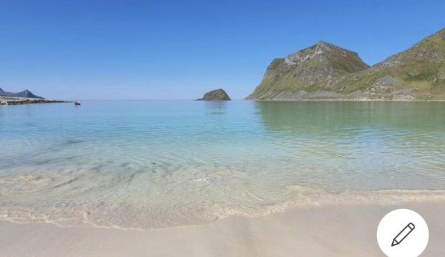 Your place to stay in Lofoten at our family house!