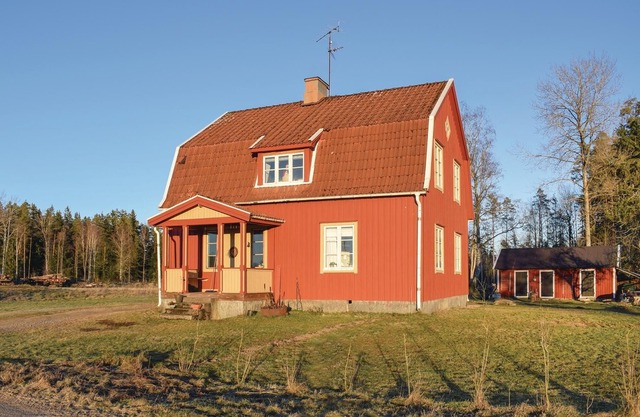 3 bedroom accommodation in Bor