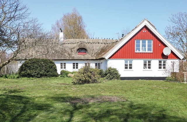 3 bedroom lovely home in Löderup