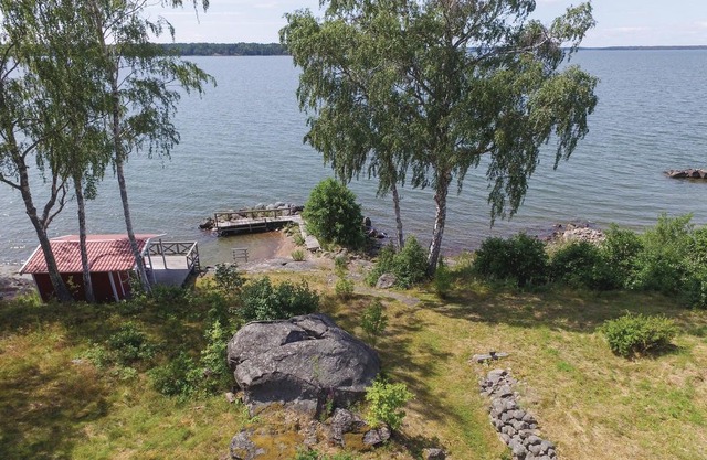 4 bedroom accommodation in Sjötorp