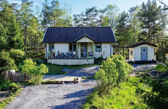 7 person holiday home in Tanumshede