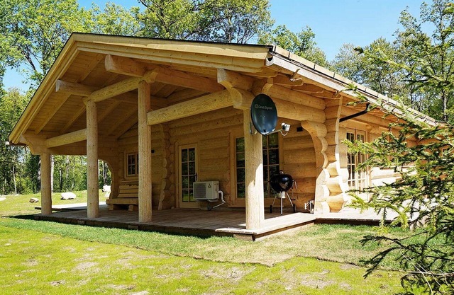 Beautiful luxury wood cabin in southern Sweden in Växtorp