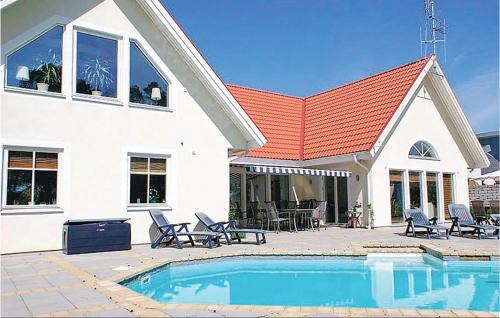 Cozy Home In Nybrostrand With Sauna in Nybrostrand