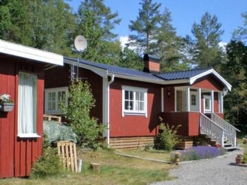 Sorbo House | 1 bedroom accommodation in Brålanda