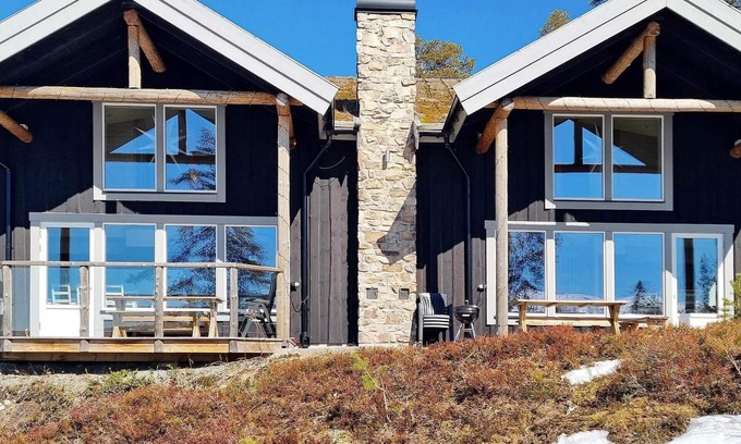 Stoten House | 10 person holiday home in SÄLEN