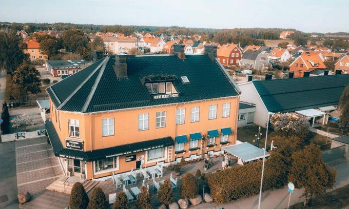 Eskilstuna Apartment | 100 m² Apartment ∙ 2 bedrooms ∙ 4 guests