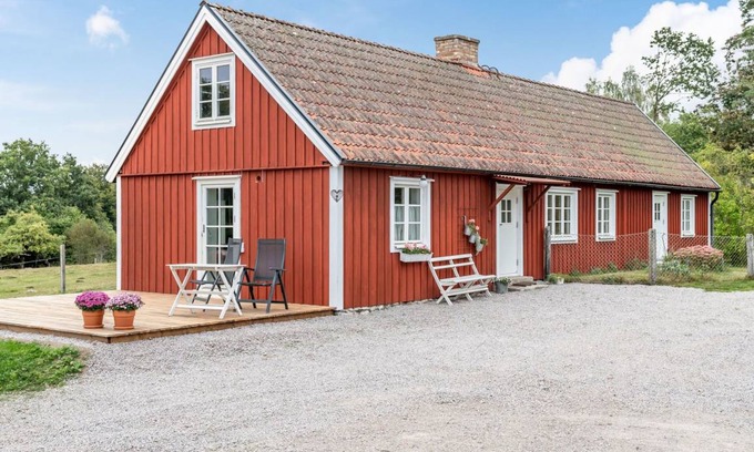Vanga House | 100 m² House ∙ 1 bedroom ∙ 6 guests