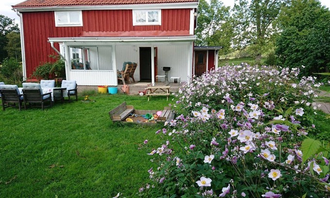 Lonneberga House | 100 m² House ∙ 3 bedrooms ∙ 8 guests