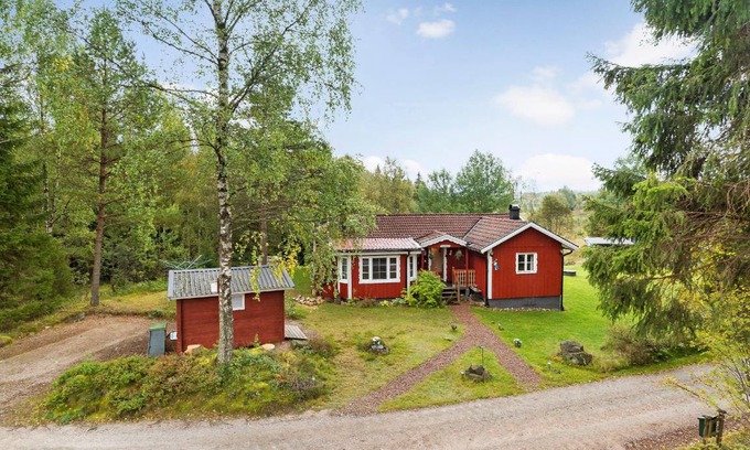 Svenljunga Municipality House | 100 m² House ∙ 3 bedrooms ∙ 6 guests