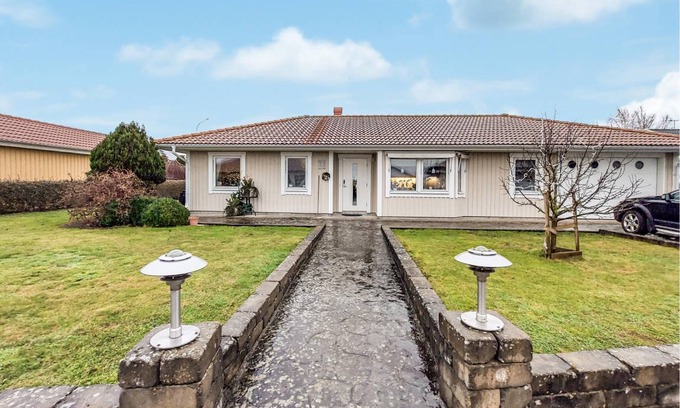 Halmstad House | 105 m² House ∙ 3 bedrooms ∙ 6 guests
