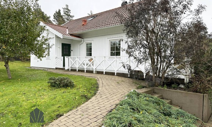 Fjallbacka House | 120 m² House ∙ 4 bedrooms ∙ 9 guests