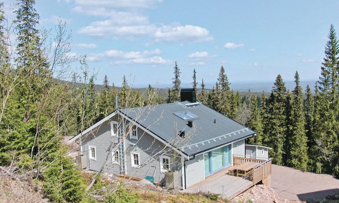 Salen House | 121 m² Maisonette ∙ 5 bedrooms ∙ 10 guests