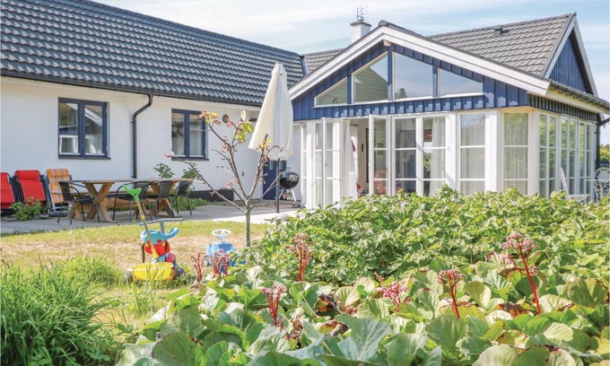 Svarte House | 154 m² House ∙ 3 bedrooms ∙ 8 guests
