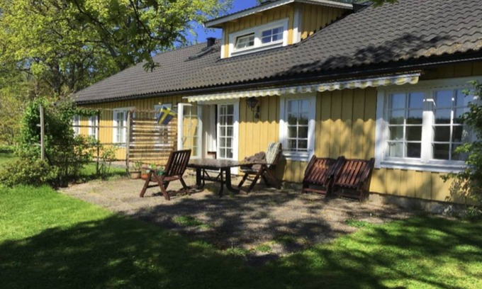 Flen Municipality House | 165 m² House ∙ 6 bedrooms ∙ 2 guests