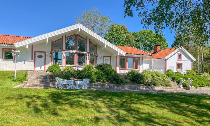Soderkoping House | 180 m² House ∙ 3 bedrooms ∙ 6 guests