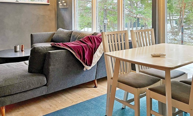 Skalsmara House | 2 person holiday home in INGARÖ