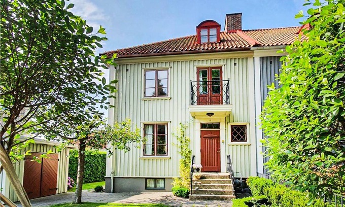 Gothenburg House | 210 m² House ∙ 4 bedrooms ∙ 6 guests