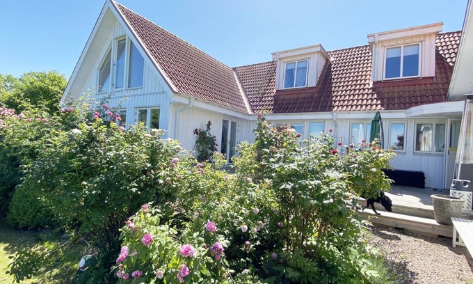 Bastad House | 280 m² House ∙ 4 bedrooms ∙ 8 guests