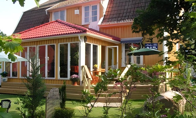Essunga Kyrkby Bed & Breakfast | 30 m² Bed and breakfast ∙ 4 guests