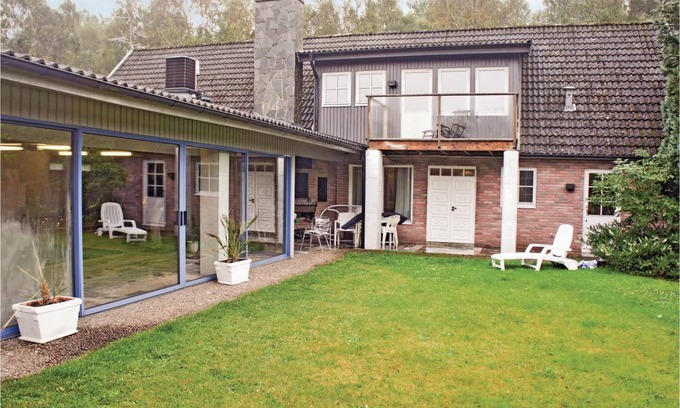 Nybrostrand House | 390 m² House ∙ 3 bedrooms ∙ 8 guests