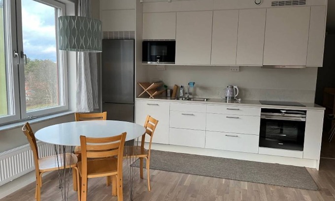 Solna Apartment | 50 m² Apartment ∙ 1 bedroom ∙ 2 guests