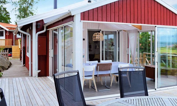 Hoviksnas House | 60 m² House ∙ 2 bedrooms ∙ 5 guests