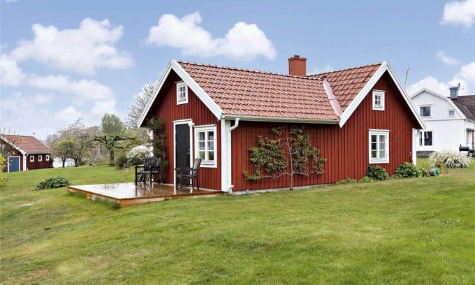Borghamn House | 75 m² House ∙ 1 bedroom ∙ 2 guests