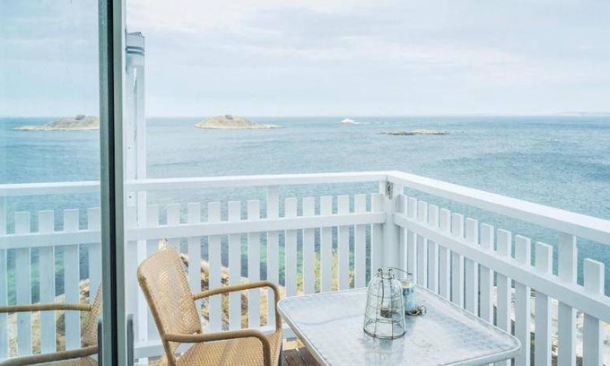 Sydkoster Hotel | 76 m² Hotel ∙ 3 bedrooms ∙ 8 guests