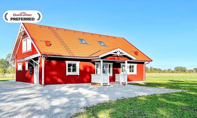 Sodvik House | 8 person holiday home in LÖTTORP-By Traum