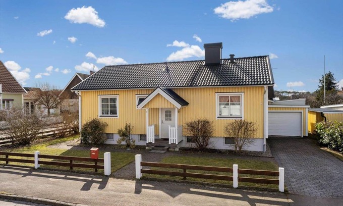 Falkenberg House | 96 m² House ∙ 4 bedrooms ∙ 5 guests