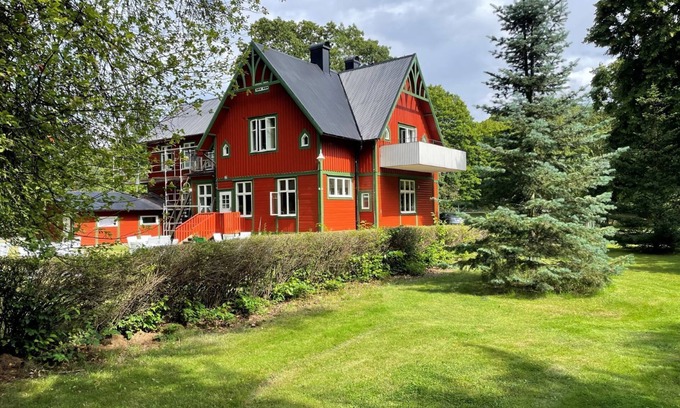 Alingsas Hostel | Alingsås Vandrarhem - Villa Plantaget - Hostel
