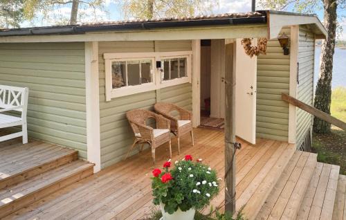 Tranas House | Beautiful Home In Tranås With Lake View