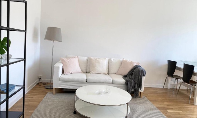 Johanneshov Apartment | Charming and bright flat close to Globen