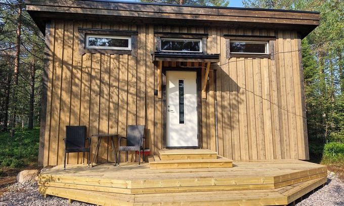 Gallivare Cabin | Cosy tiny house with view on our husky kennel