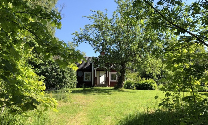 Rimbo House | Genuine 100-year old countryside cottage with outdoor jacuzzi