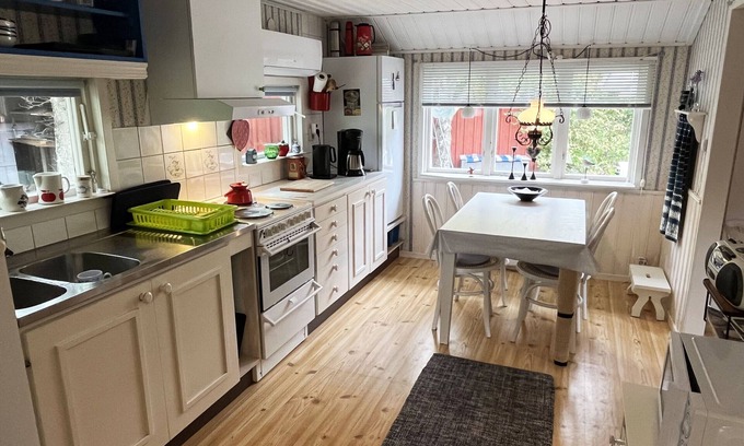 Borgholm House | Holiday home in Borgholm near the beach | SE04004