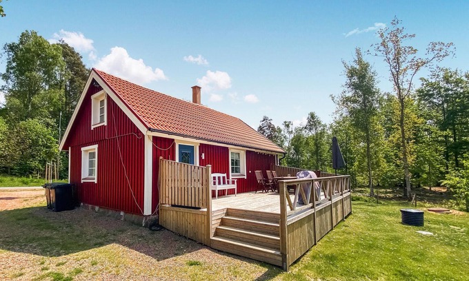 Knared House | Nice home in Kåphult with kitchen