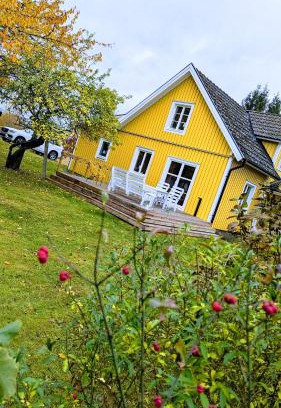 Morlunda House | Obstgarten Mörlunda, 5 min zum Badesee, Småland, Sauna