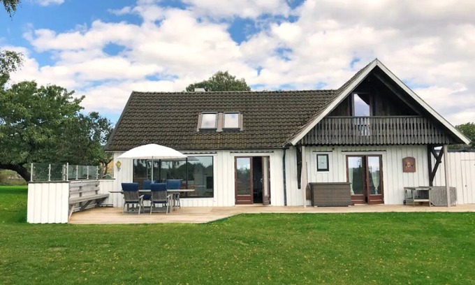 Degeberga House | 140 m² House ∙ 4 bedrooms ∙ 12 guests