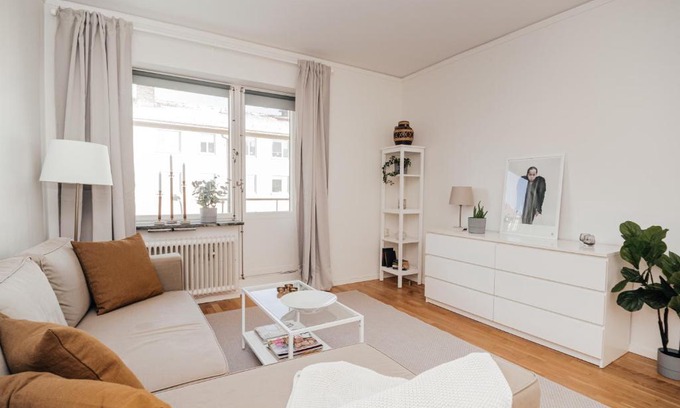 Johanneshov Apartment | Wonderful apartment with balcony close to Globen