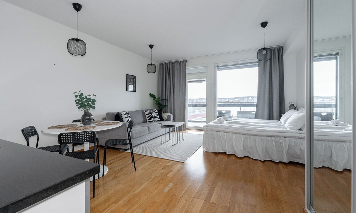 Tampere Apartment | Lake View 7th Floor Studio next to Downtown