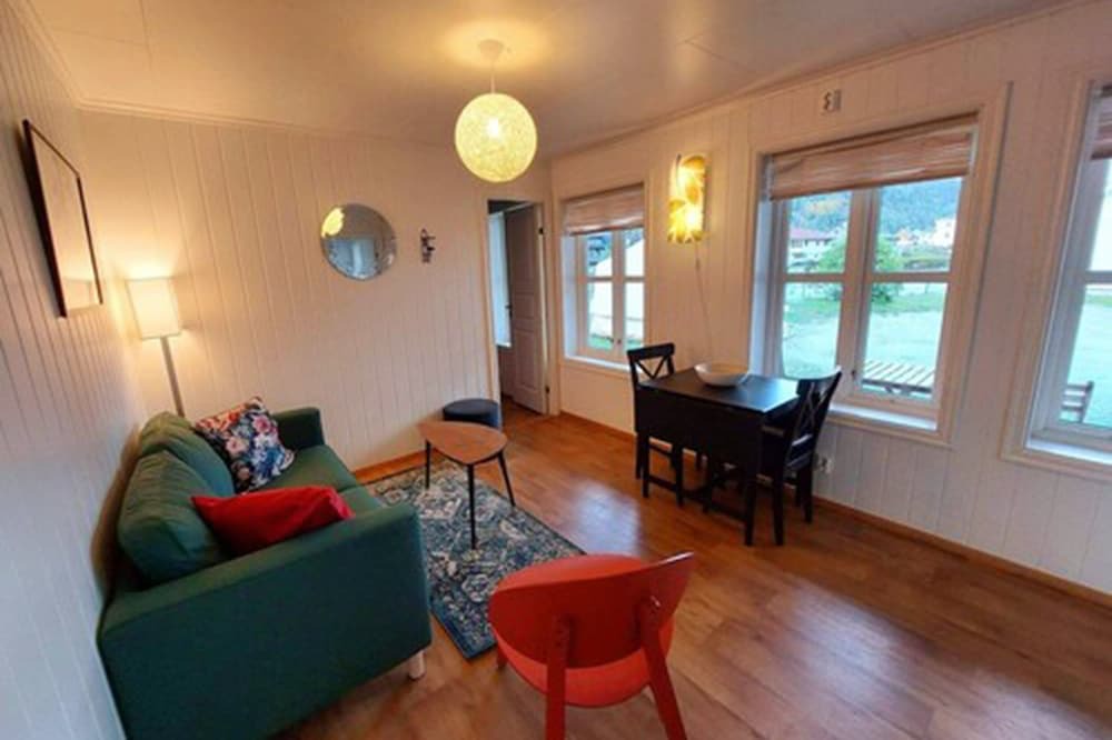 Eidfjord Bed & Breakfast | Eidfjord Riverside Apartments & Glamping