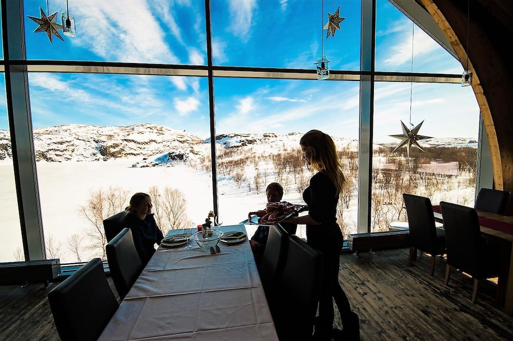Bjrnevatn Cabin | Gamme Cabins by Snowhotel Kirkenes