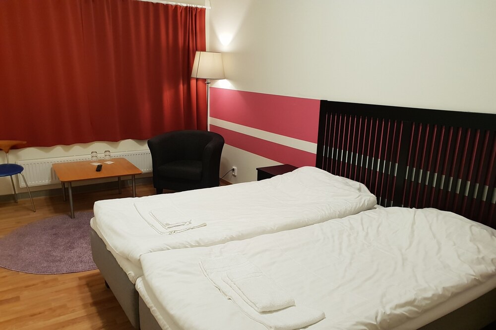 Vanersborg Hotel | Trestads Restaurang Hotell & Pensionat