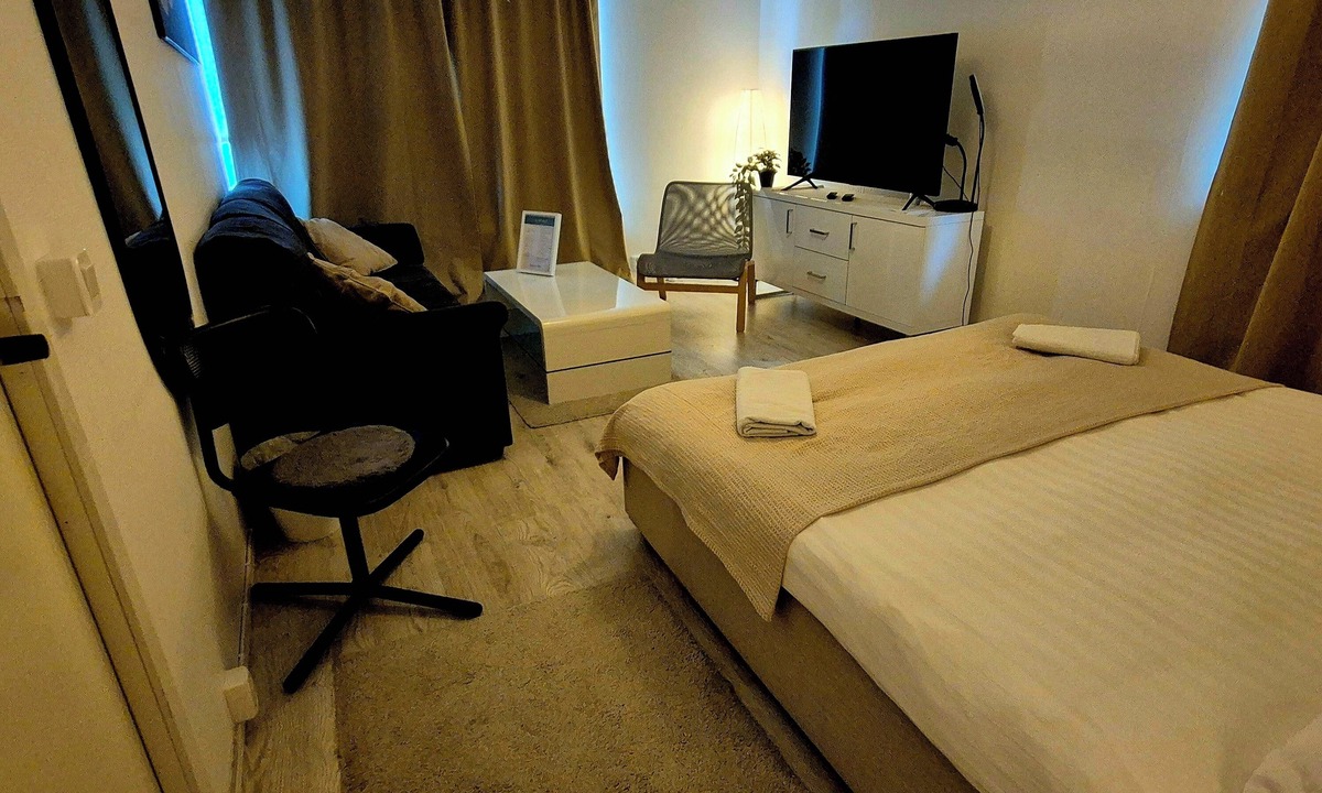 Oster Hostel | So Easy Stay