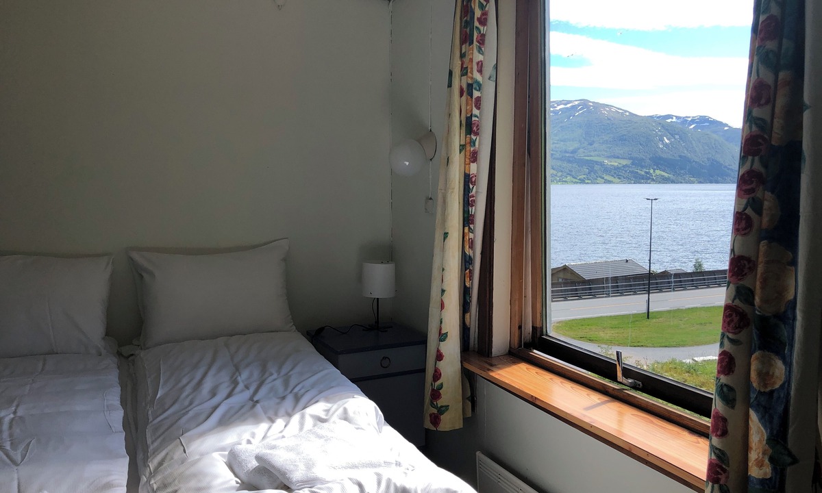 Jolster House | Jølster Lake View