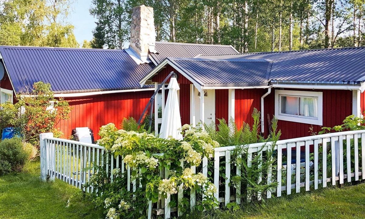 Bodarne House | 4 star holiday home in SÖDERALA