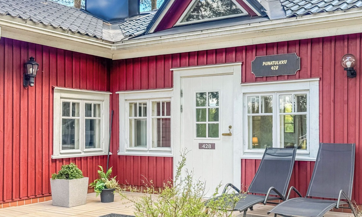 Somero House | Punatulkku by Interhome