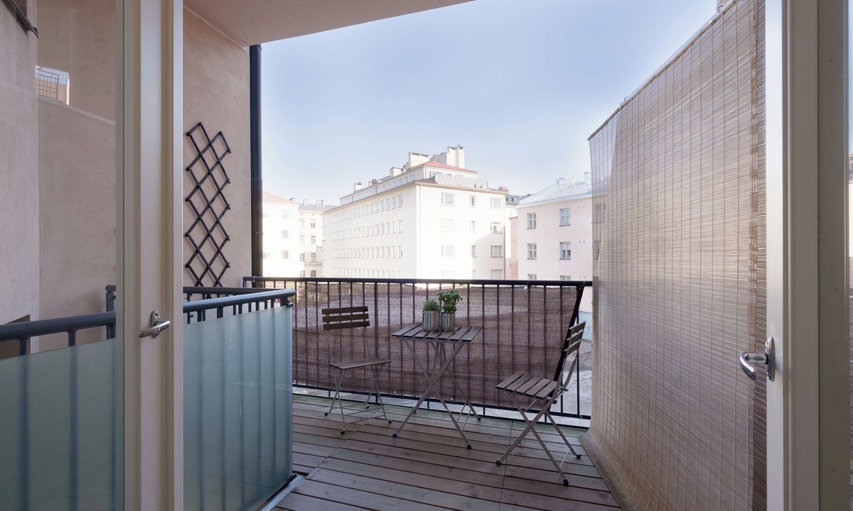 Hietalahti Apartment | Hotel-standard design apartment with sea view